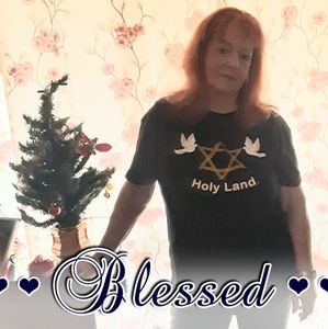 Meet your Posher, Claudia